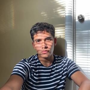 Meet your Posher, Carlo manuel